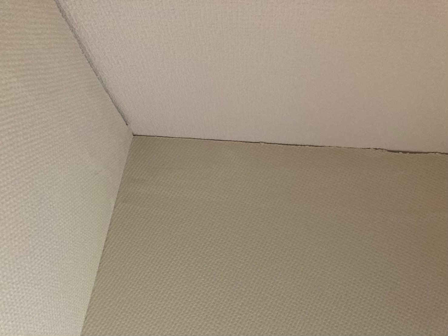 雨漏りしているコロニアルの雨漏り無料点検